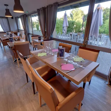 Atoll Hotel Logis Angers, Beaucouze-2