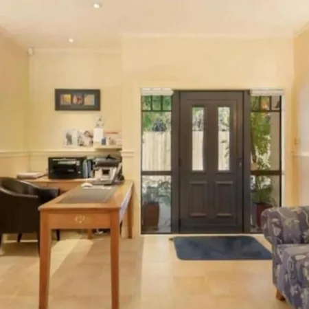 Olive Rabbit - Boutique Bed & Breakfast-2