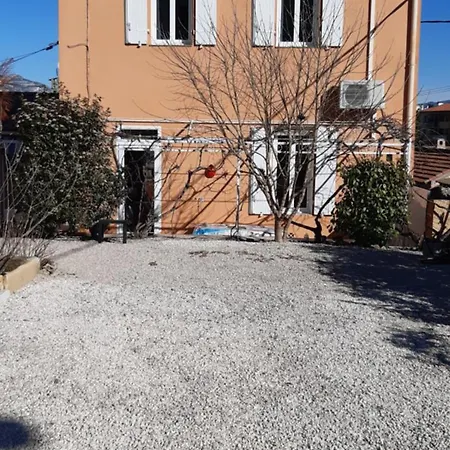 Chez Vero - Chambre D'Hote Privee Climatisee -Salle D'Eau Individuelle - Proche Cassis Calanque Ste Baume Marseille Le Castelet Agora - Parking Clos - Jardin Zen Et Ombrage --2