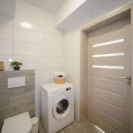 Maya'S Apartments-2