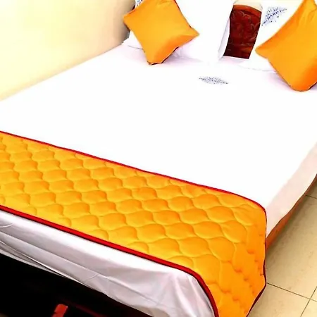 Hotel Orchard Inn-3