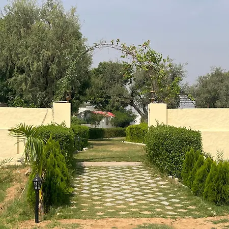 Hotel Ajitgarh-3