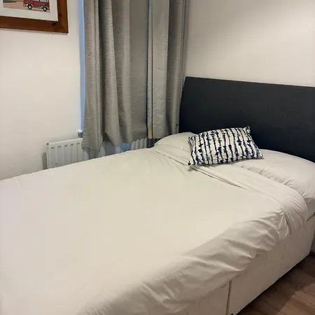 4 Bayview Terrace-3
