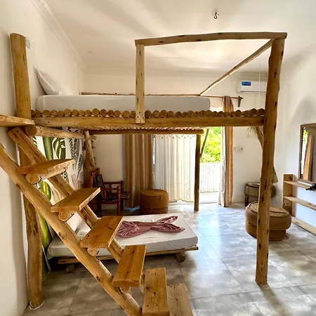 Pole Pole House-3