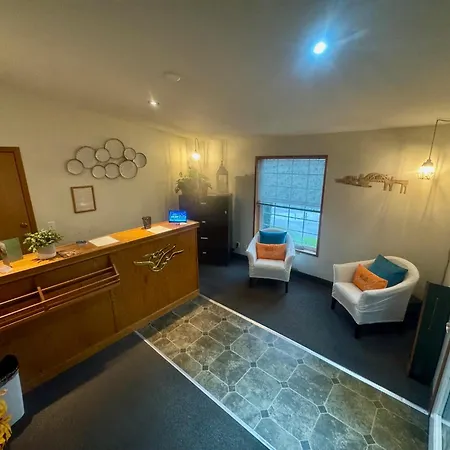 Ocean Breeze Motel-2