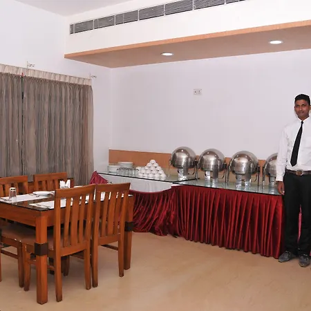 Meenal Hotel-2