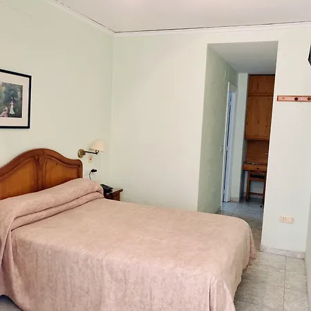 Hotel Dl Urban-2
