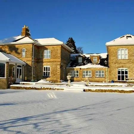 Walltree House-3