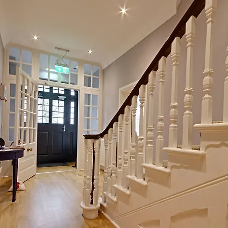 Highfield Bed & Breakfast-3