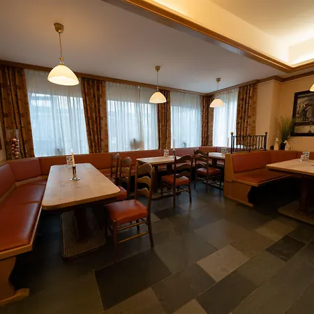 Hotel Emshof-2