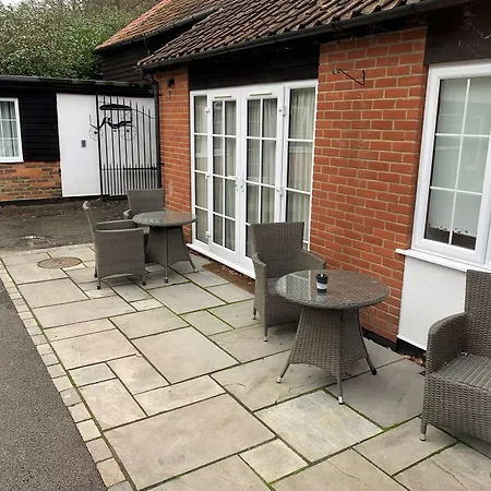 Fornham Guest House-2