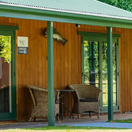 The Jolly Poacher Retreat-3