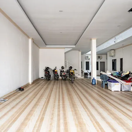 RedDoorz Syariah near Stadion Teladan Medan-3