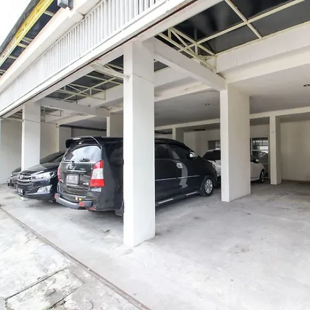 Reddoorz Near Stadion Manahan Solo-2