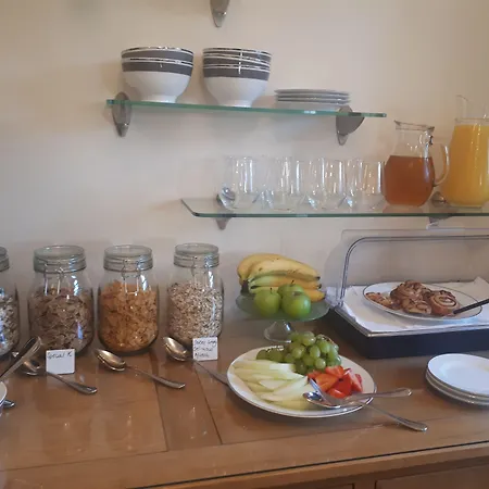 Berry House Bed & Breakfast-3