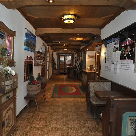 Kaiserhotel Neuwirt-2