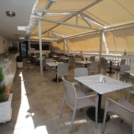 Julia Hotel-2