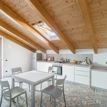 Don Giulio Luxury Rooms Jacuzzi-3