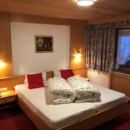 Hotel Garni Bergwelt-3