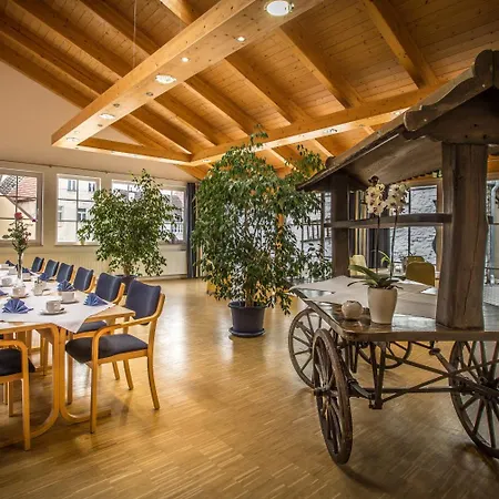 Landhotel Weißer Hahn-3