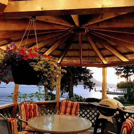Frigon Suite -Waterfront-2