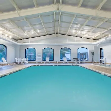 Baymont By Wyndham Bartonsville Poconos-3