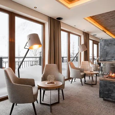 Hotel Almhof-2