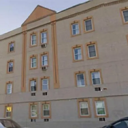 Americas Best Value Inn Dearborn-2