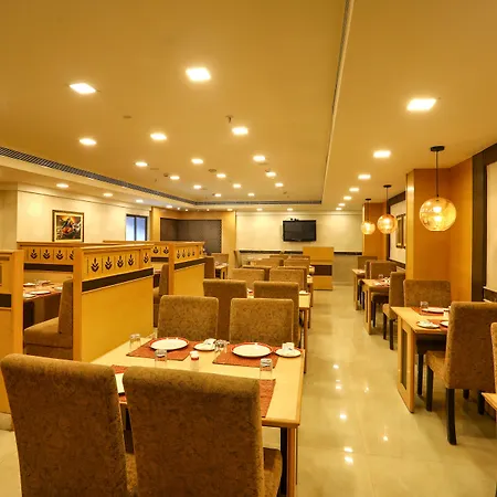 Hotel Aadithya-3
