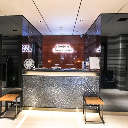 Hotel Livemax Osaka Honmachi-2