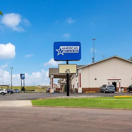 Americas Best Value Inn Fargo-3