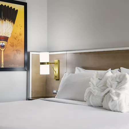 Wyndham Garden Winnipeg Airport-2