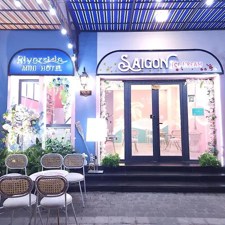 Riverside Mini Hotel Grand World Phu Quoc-3