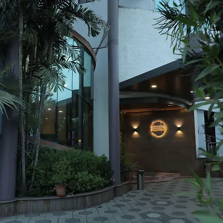 New Hotel Gokul-2