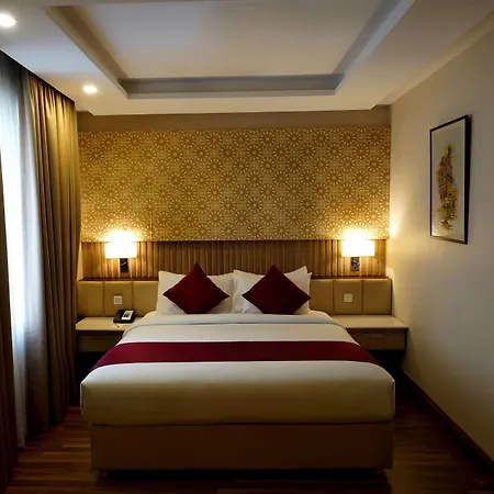 Ramada By Wyndham Lahore Gulberg II-2