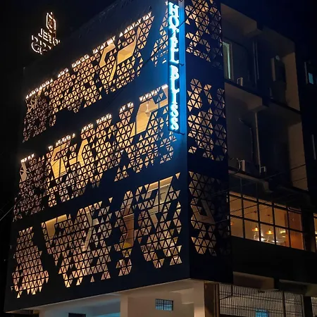 Hotel Bliss-3