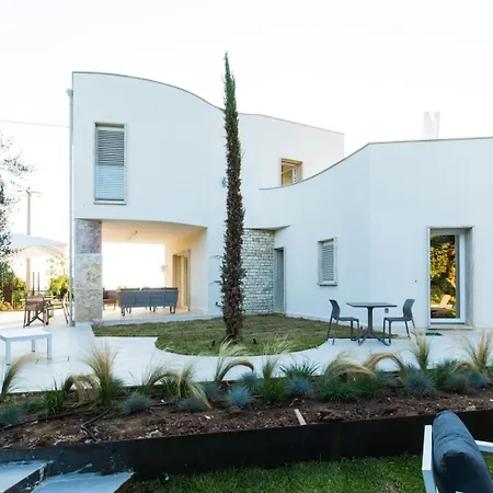 Scissure Sea Suite-3