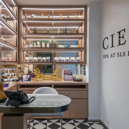 City Escapes Suites At Sls Lux Brickell Building-2