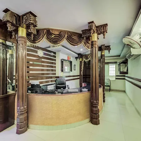 Oyo 33504 Hotel Ananda Inn-2