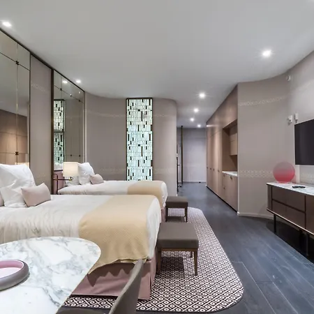 City Escapes Suites At Sls Lux Brickell Building-2
