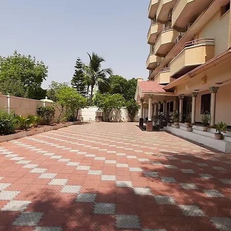 Sai Ranga Hotel & Residency-2