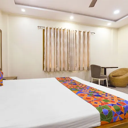 Fabhotel The Eden Ruby-3