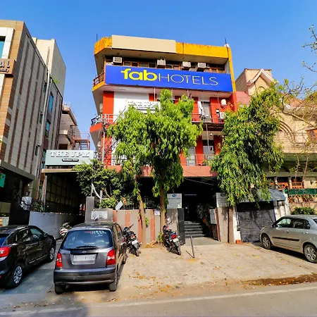 Fabhotel La Ola-2
