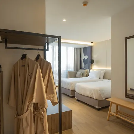 Stay Plus Hotel Bangkok-2