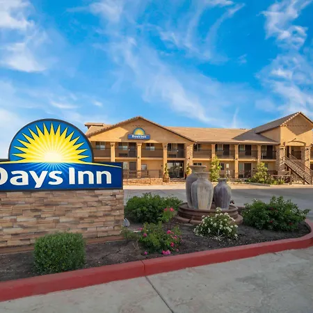 Days Inn By Wyndham Galt - Elk Grove South-2