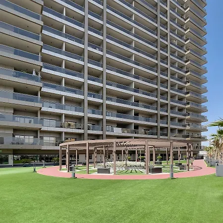 Elite Downtown Residence-3