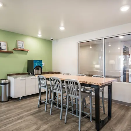 Woodspring Suites Libertyville - Chicago-2