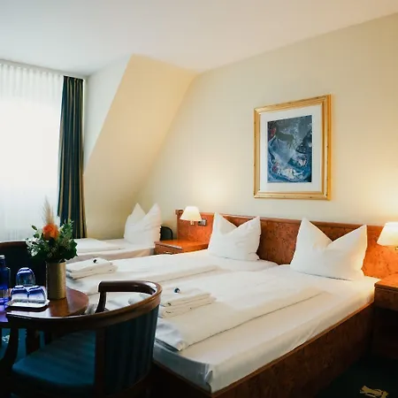 Altstadt Hotel St. Georg-3