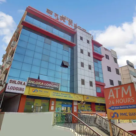 Oyo 40635 Hotel Shloka-3
