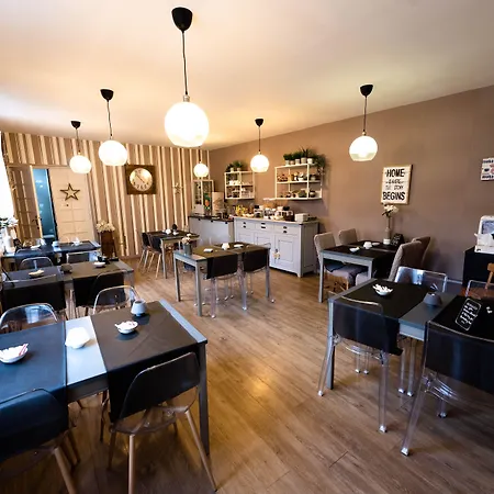 Hôtel Le Lion D'or-2